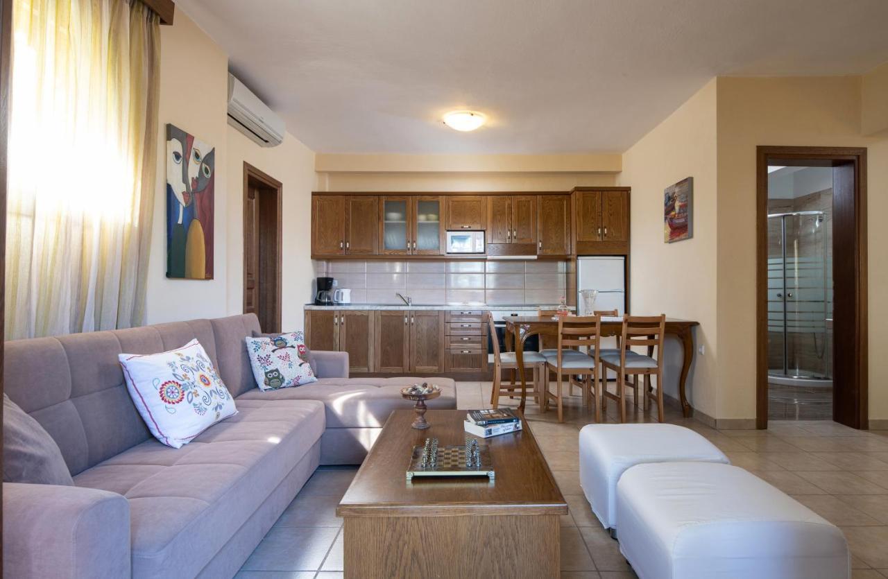 Vetrinos Apartments 아이오스 니콜라오스 외부 사진